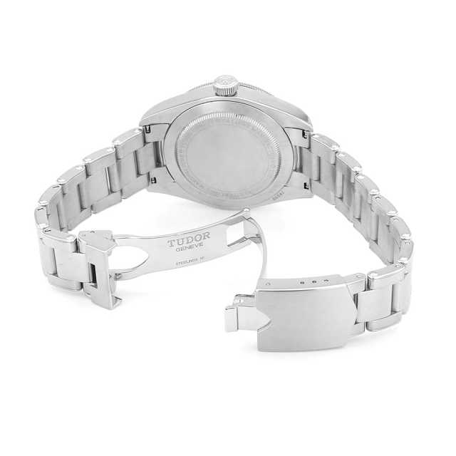 チューダー ブラックベイ 79030N メンズ 中古