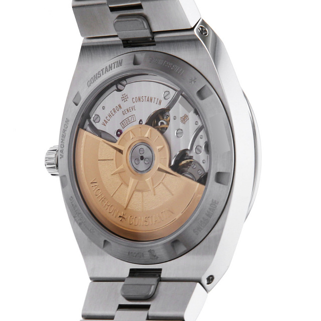 ヴァシュロンコンスタンタン オーヴァーシーズ オートマティック 4520V/210A-B126 中古 メンズΩ 目立つ傷やダメージなどはなく良い状態です ヴァシュロンコンスタンタン オーヴァーシーズ オートマティック 4520V/210A B126