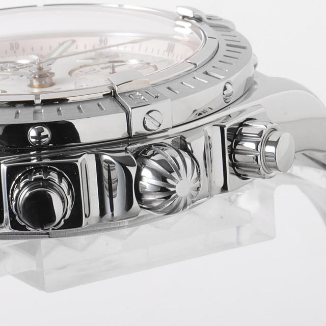 A156A53PA(A13356) ホワイト BREITLING（ブライトリング）クロノマット  