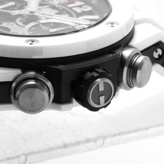 HUBLOT ビッグバンウニコ　ホワイトアリゲーターベルト ウブロ ビッグ・バン ウニコ ブラック&ホワイト 交換ベルト付