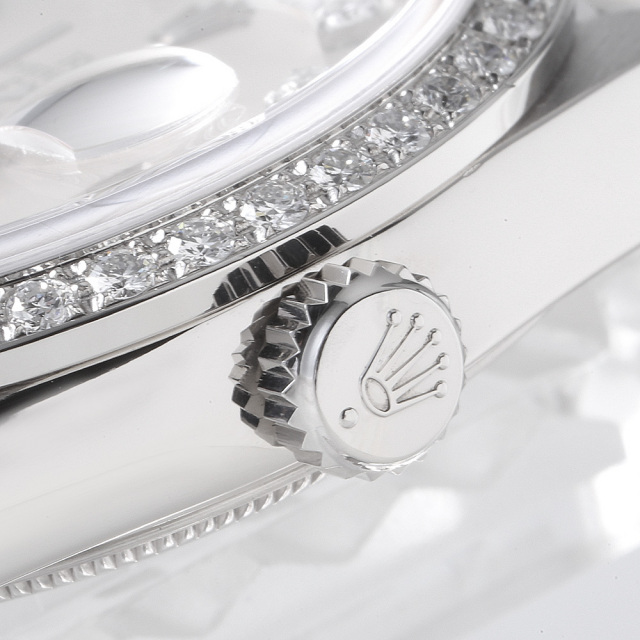 18346A シルバー ROLEX（ロレックス）デイデイト ベゼルダイヤ