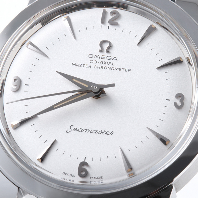511.13.38.20.02.001 シルバー OMEGA（オメガ）シーマスター  