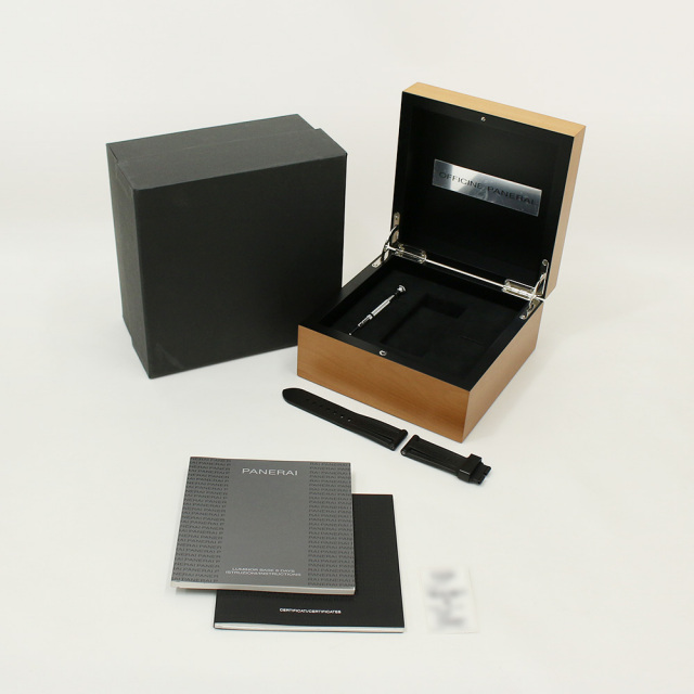 PAM00560 ブラック PANERAI（パネライ）ルミノールベース 8デイズ  