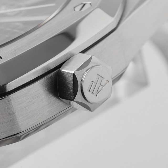 オーデマピゲ ロイヤルオーク 15300ST.OO.1220ST.03 メンズ 中古