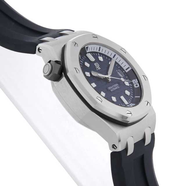 爱彼皇家橡树15720OO。A027CA.01 男子二手商品