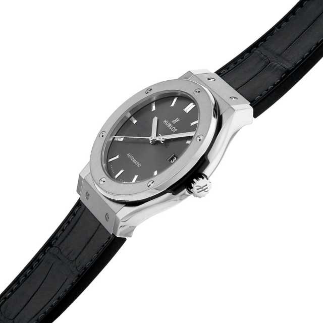 ウブロ クラシックフュージョン 511.NX.7071.LR メンズ 中古