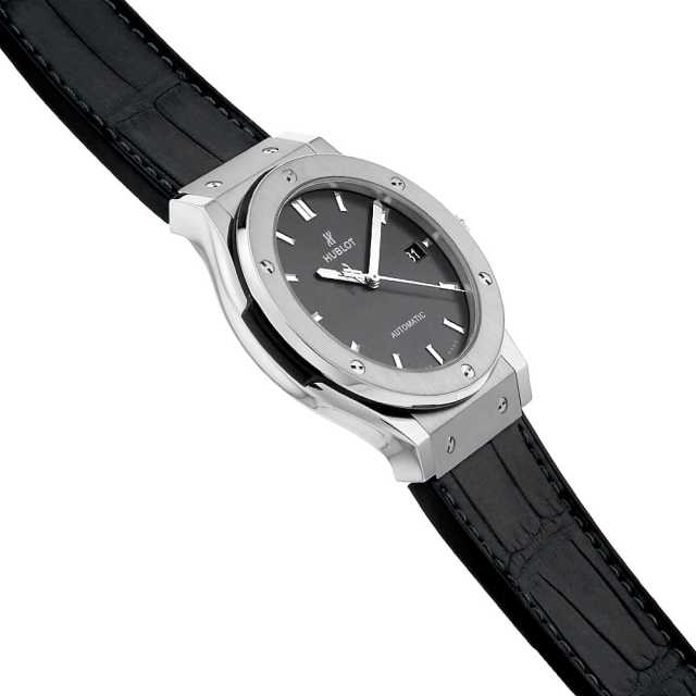 ウブロ クラシックフュージョン 511.NX.7071.LR メンズ 中古