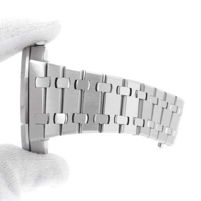 オーデマピゲ ロイヤルオーク 15400ST.OO.1220ST.02 メンズ 中古