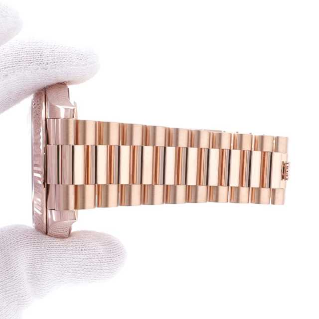 ロレックス デイデイト 228235A メンズ 中古