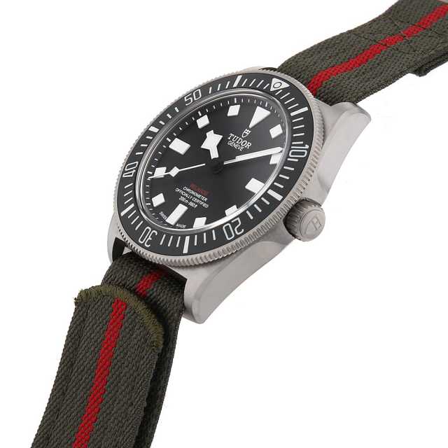 チューダー ペラゴス 25717N メンズ 中古