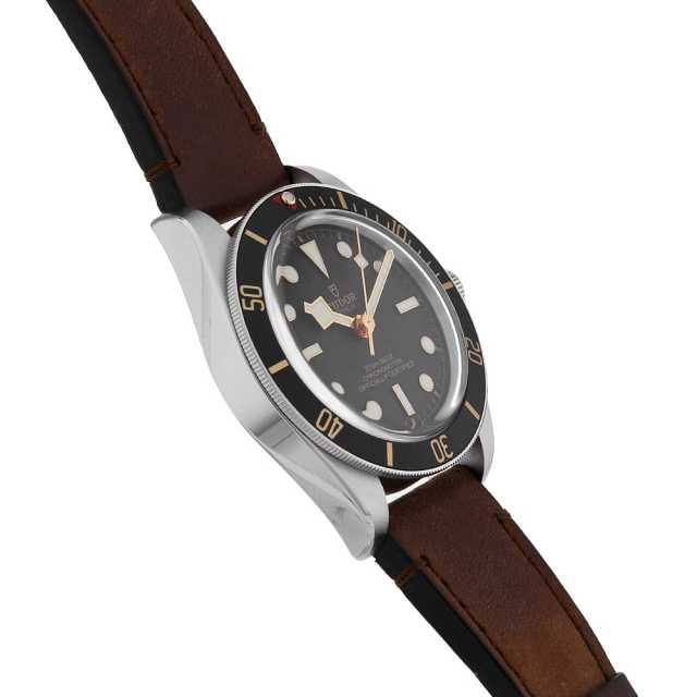 チューダー ブラックベイ 79030N メンズ 中古
