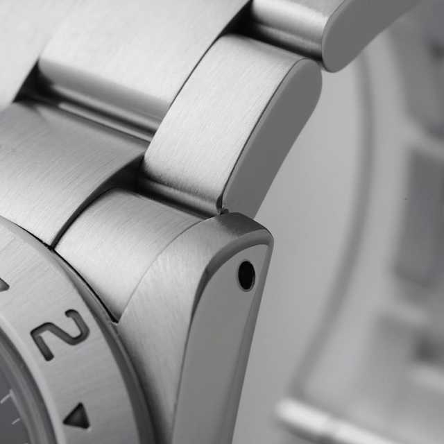 ロレックス エクスプローラー 16570 メンズ 中古