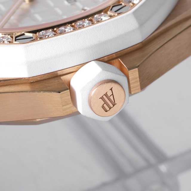 67540OK.ZZ.A010CA.01 ホワイト AUDEMARS PIGUET（オーデマピゲ