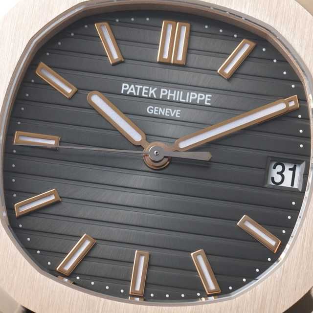 パテックフィリップ ノーチラス 5711R-001 メンズ 中古
