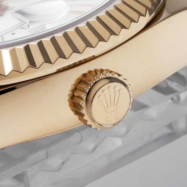 ロレックス スカイドゥエラー 326238 メンズ 中古