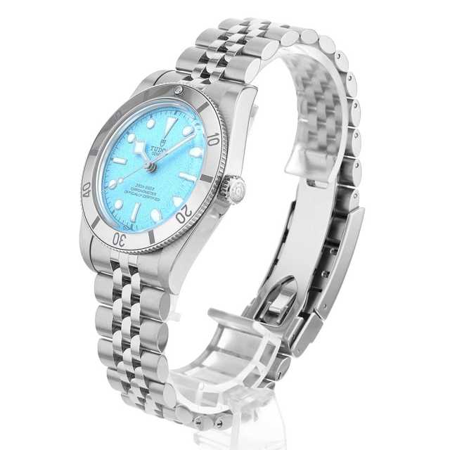 G*5様 ブラックベイ 54 ラグーンブルー チューダー「ブラックベイ 54」に、南国の海を思わせる涼しげな新色