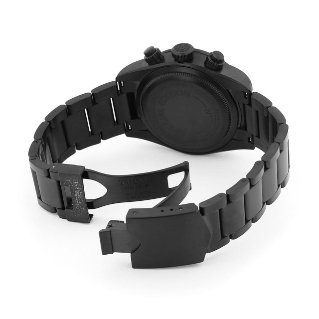チューダー ブラックベイ 79360DK メンズ 中古