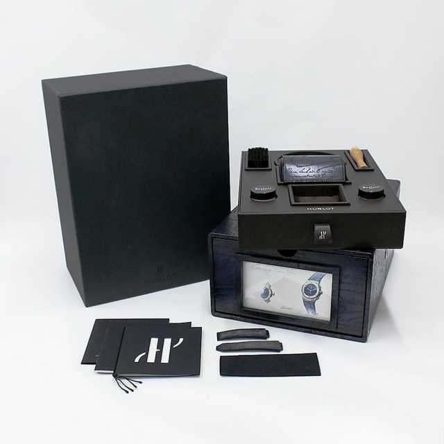 ウブロ クラシックフュージョン 521.NX.050B.VR.JBER17 メンズ 中古