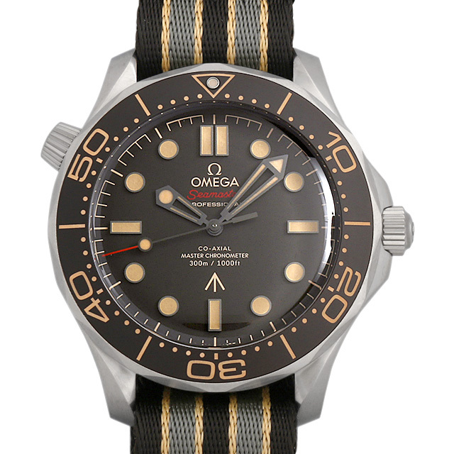 シーマスター ダイバー300M コーアクシャル マスタークロノメーター 42MM 007エディション 210.92.42.20.01.001 メイン画像