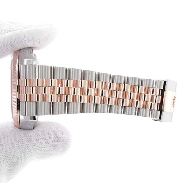 ロレックス デイトジャスト 126231G メンズ 中古