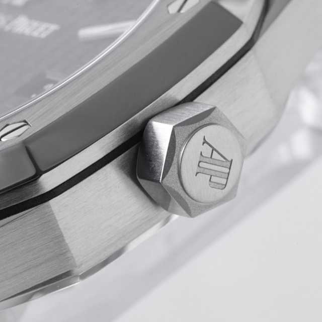 オーデマピゲ ロイヤルオーク 15400ST.OO.1220ST.01 メンズ 中古