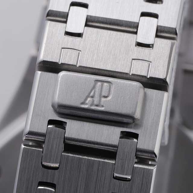 オーデマピゲ ロイヤルオーク 14790ST.OO.0789ST.01 メンズ 中古