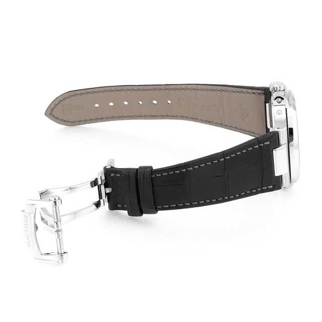 パテックフィリップ ノーチラス 5726A-001 メンズ 中古