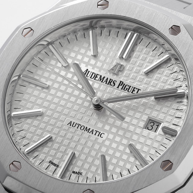 オーデマピゲ ロイヤルオーク 15400ST.OO.1220ST.02 メンズ 中古