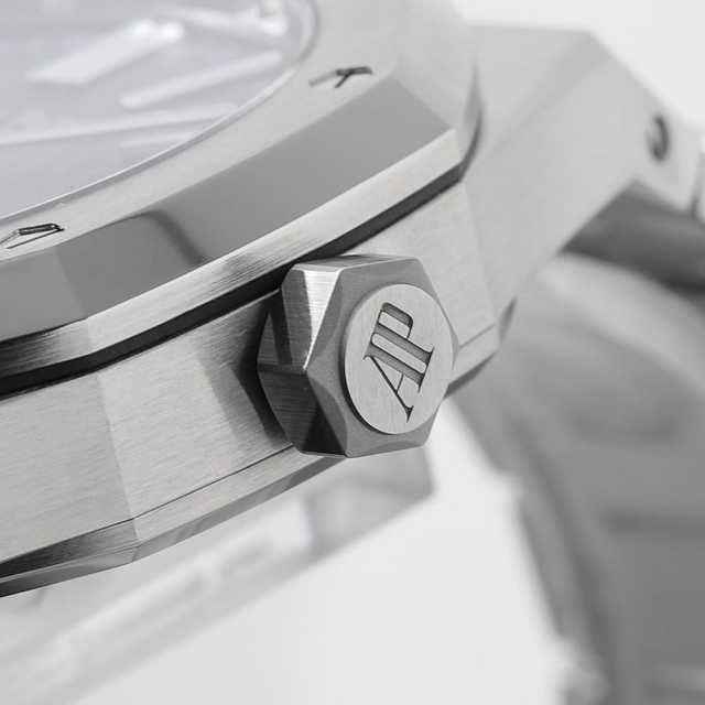 オーデマピゲ ロイヤルオーク 15510ST.OO.1320ST.09 メンズ 中古