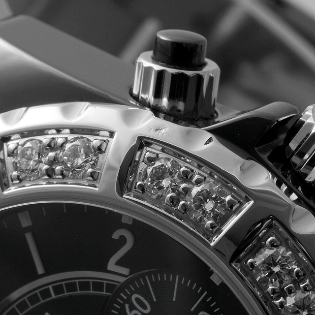 H1178 ブラック CHANEL（シャネル）J12 黒セラミック クロノグラフ  