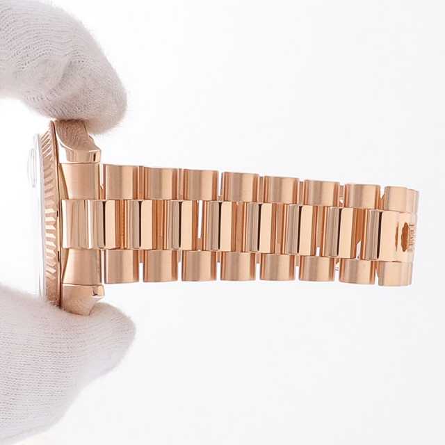 ロレックス デイデイト 118235FNA メンズ 中古