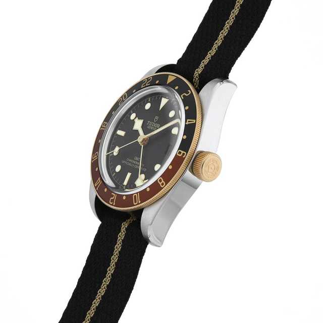 チューダー ブラックベイ 79833MN メンズ 中古