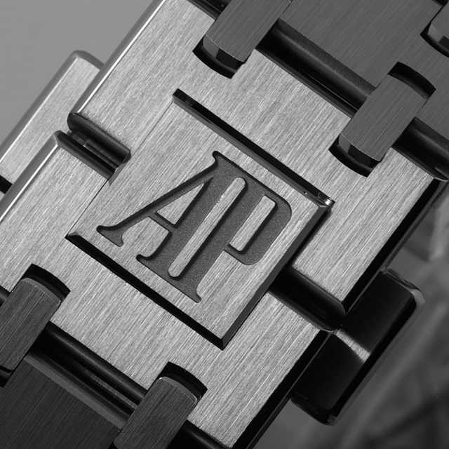 オーデマピゲ ロイヤルオーク 15450ST.OO.1256ST.02 メンズ 中古