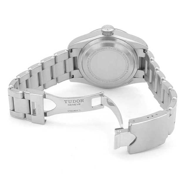チューダー ブラックベイ 79830RB メンズ 中古