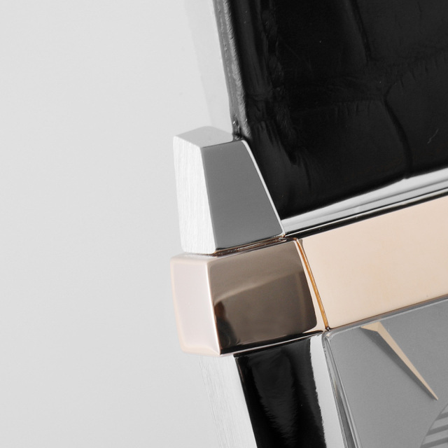 パテックフィリップ ゴンドーロ 5111PR-001 メンズ 中古