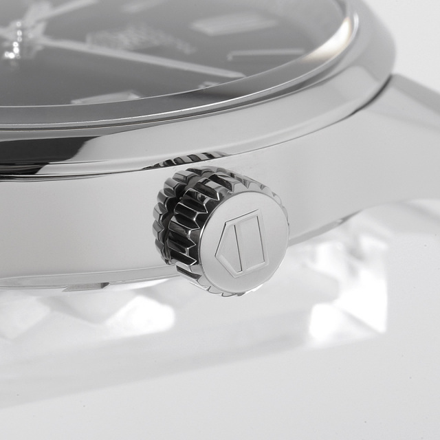 WAR211A.BA0782 ブラック TAG Heuer（タグホイヤー）カレラ キャリバー  