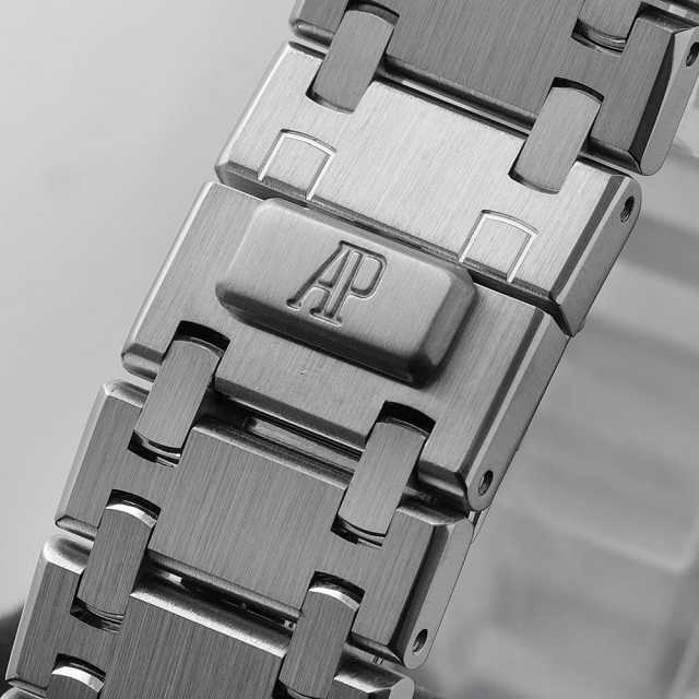 オーデマピゲ ロイヤルオーク 25860ST.OO.1110ST.03 メンズ 中古