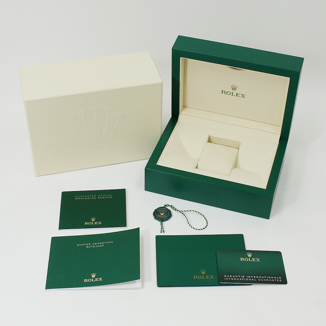 ロレックス純正箱(正規品) ROLEX Datejust購入時付属品 ヴィンテージから新作まで】ロレックス時計の付属品【歴代の箱まとめ