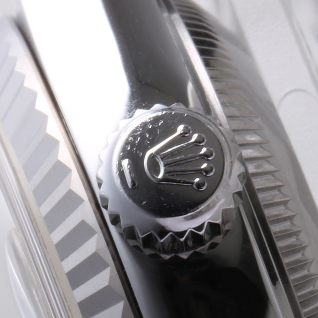 ロレックス デイトジャスト 10Pダイヤ 79174G シルバー Y番 中古 レディースΩ 目立つ傷やダメージなどはなく良い状態です ロレックス デイトジャスト 10Pダイヤ 79174G ダメージ有