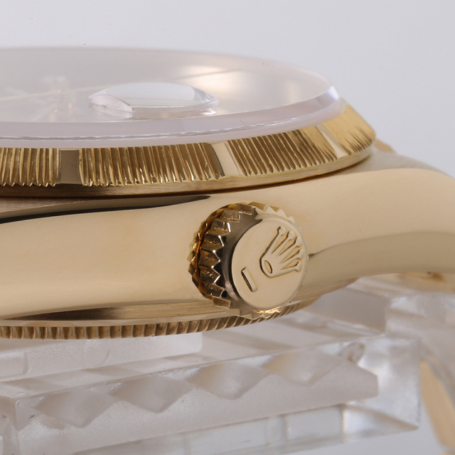 中古 ロレックス ROLEX 18048A 91番台(1986年頃製造) シャンパン