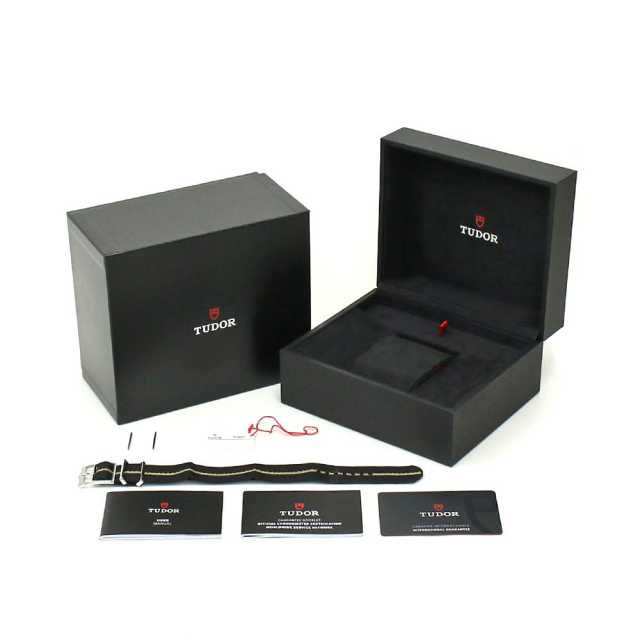 チューダー ブラックベイ 79833MN メンズ 中古