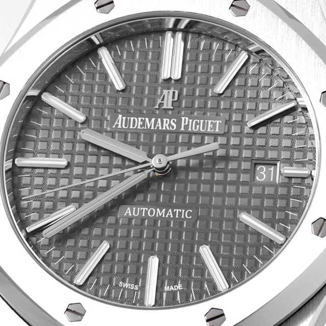オーデマピゲ ロイヤルオーク 15400ST.OO.1220ST.04 メンズ 中古