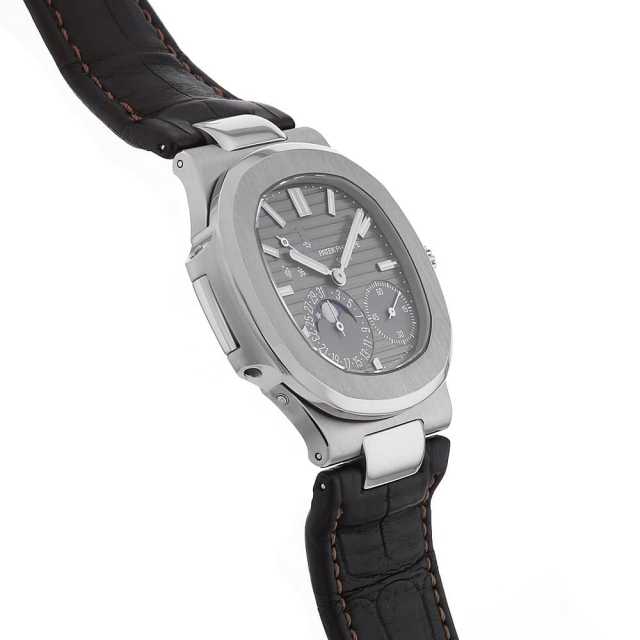 Patek Philippe Nautilus 5712G-001 Men's Used