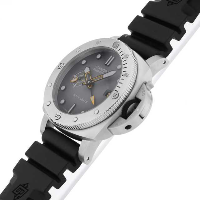 パネライ ルミノールサブマーシブル PAM01323 メンズ 中古