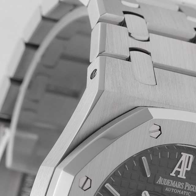 オーデマピゲ ロイヤルオーク 26120ST.OO.1220ST.03 メンズ 中古