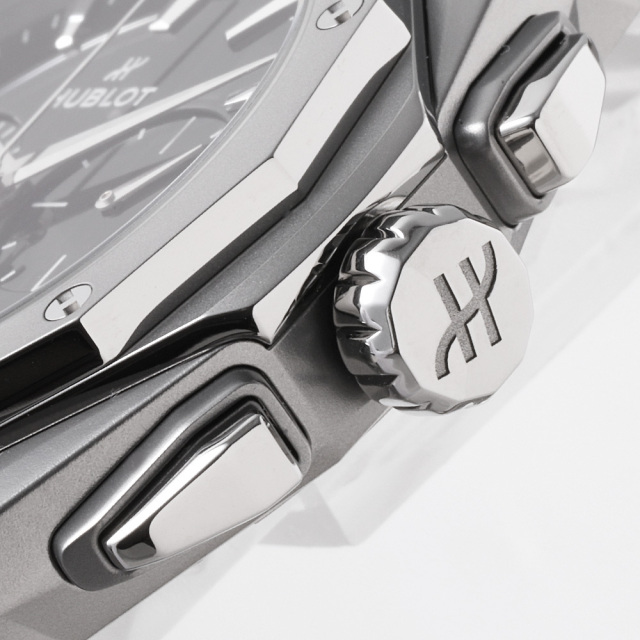 ウブロ クラシックフュージョン 549.NI.1270.NI.ORL23 メンズ 中古