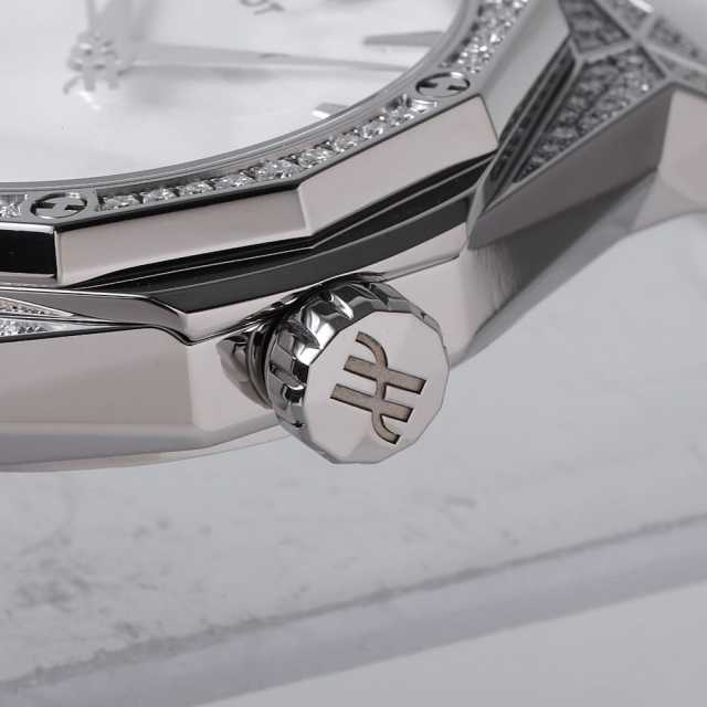 ウブロ クラシックフュージョン 550.NS.2200.RW.1604.0RL20 ボーイズ(ユニセックス) 中古