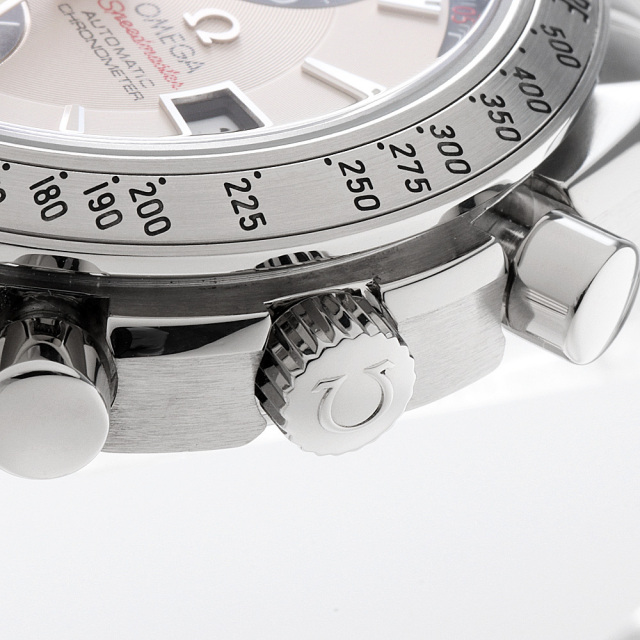 3211.31.00 ホワイト OMEGA（オメガ）スピードマスターデイト 中古  