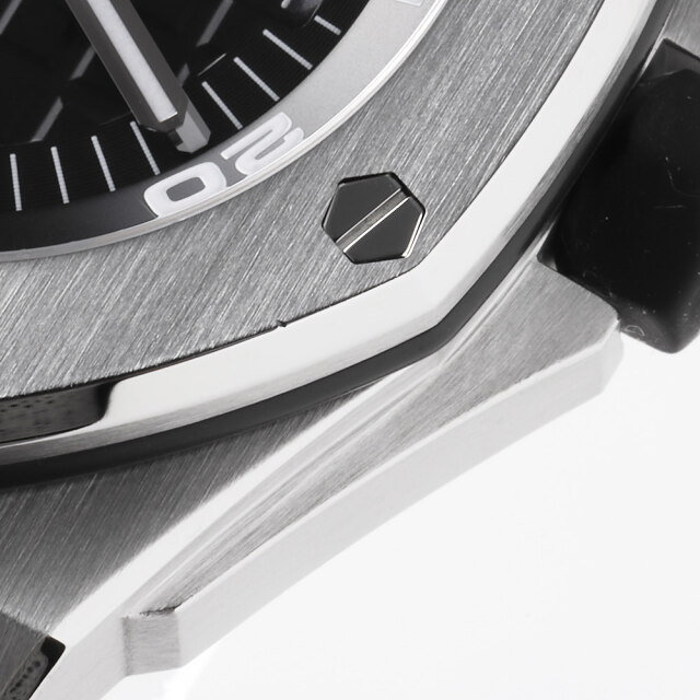 ロイヤルオーク オフショア ダイバー 42mm 15710ST.OO.A002CA.01