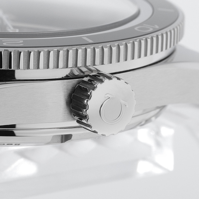 233.30.41.21.01.001 ブラック OMEGA（オメガ）シーマスター300m  